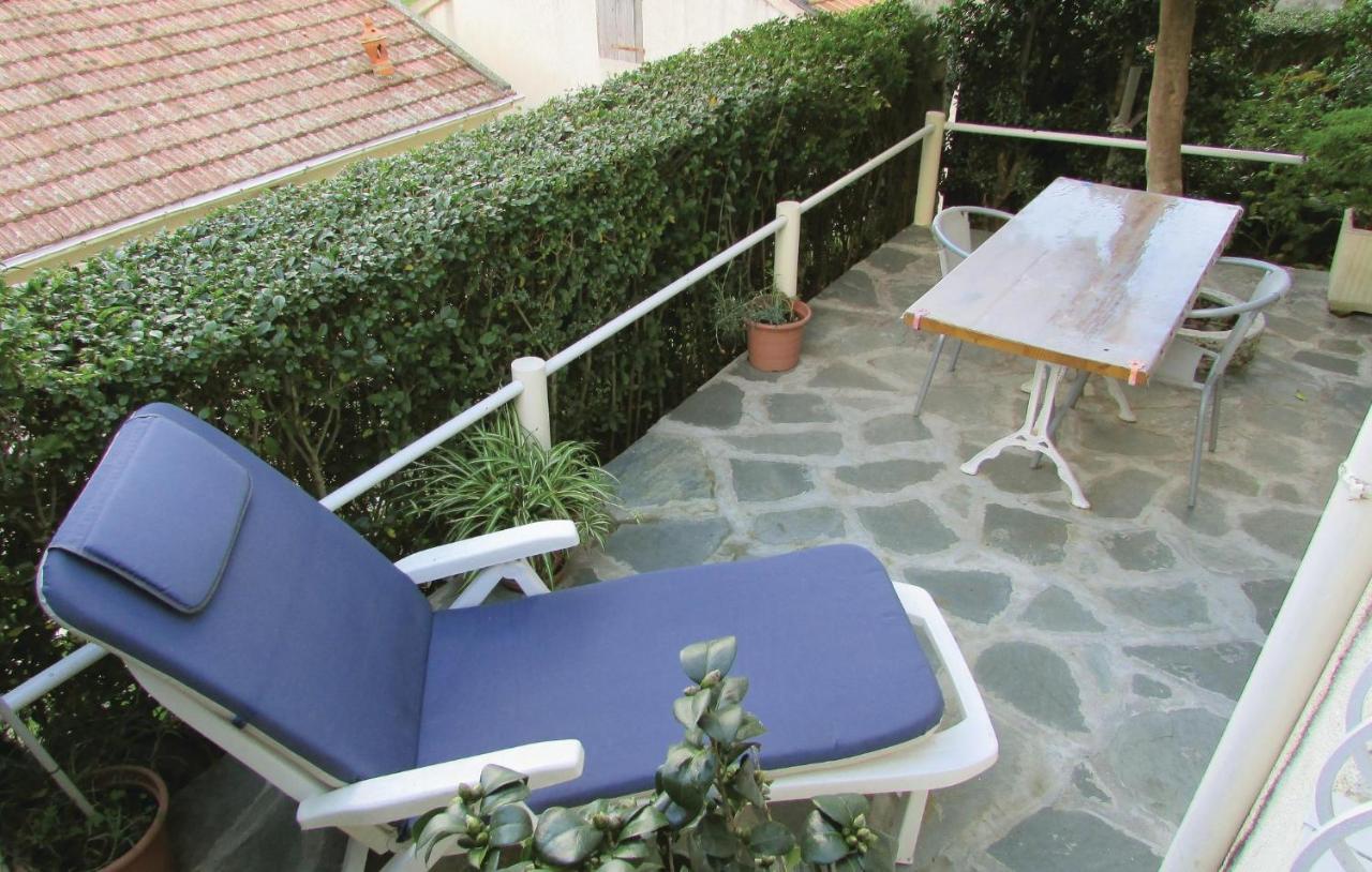 1 Bedroom Nice Apartment In Bastia Bastia  Bagian luar foto