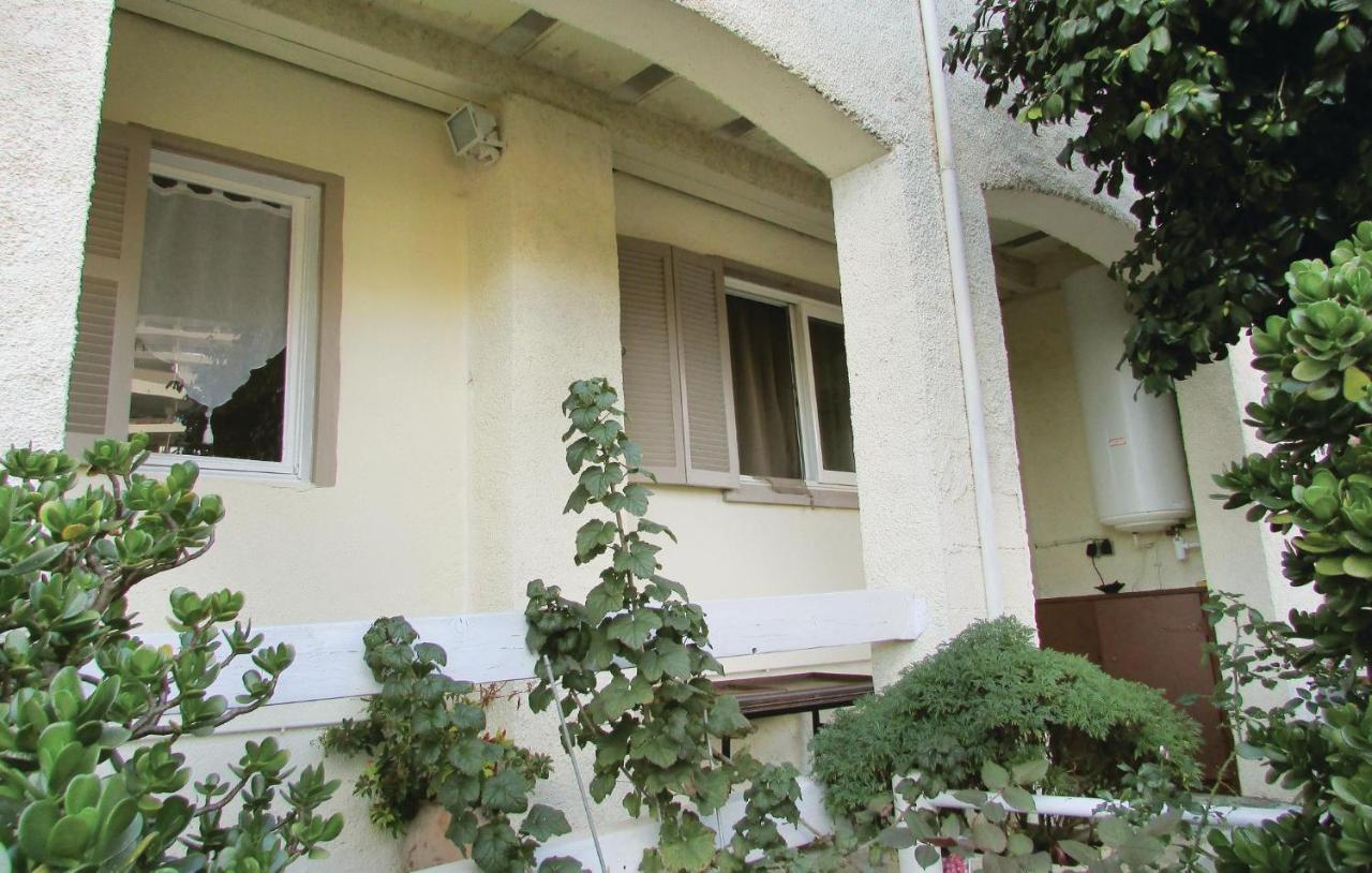 1 Bedroom Nice Apartment In Bastia Bastia  Bagian luar foto