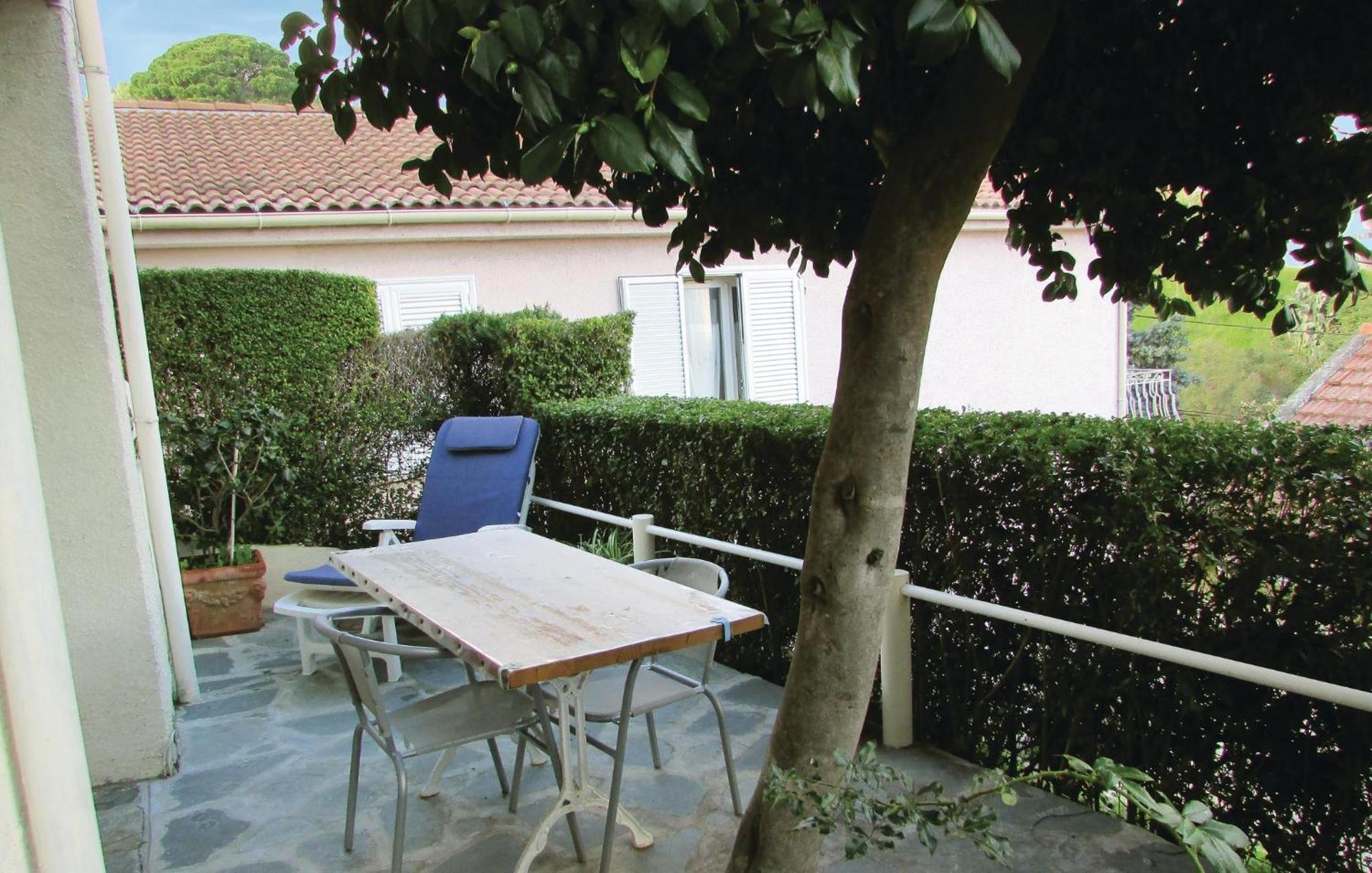 1 Bedroom Nice Apartment In Bastia Bastia  Bagian luar foto